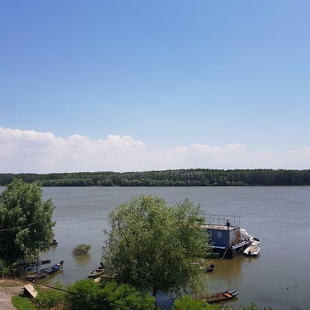 Portul Dunarii Hotel Harsova Buitenkant foto